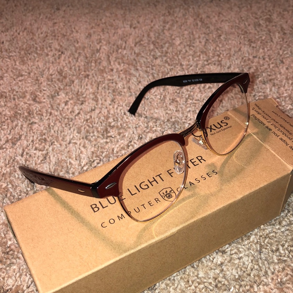 Blue light filter glasses